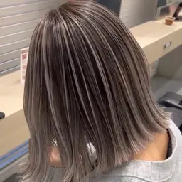 【立体感のあるハイライトにしたい方✨】ハイライトカラー