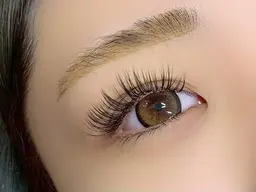 【⭐️フラットラッシュ120本⭐️】自然なボリュームで人気No. 1☝️