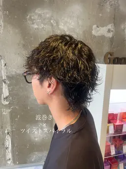 《メンズ限定カットパーマ》骨格に合わせたカットパーマで動きをプラス🌊セットが楽になりおしゃれな雰囲気に仕上がります👍