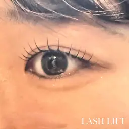 まつ毛パーマ上🎀下まつ毛パーマ無料サービス🎀(カウンセリング含めて1時間15分程お時間頂きます！)