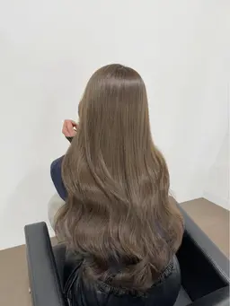 海外風ベージュカラー🇺🇸🤎＋艶レイヤーカット