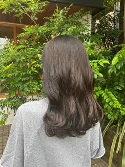 【頭皮マッサージで血行促進🕊🌿】イルミナカラー +  ヘッドスパ💆‍♀️⟡.*