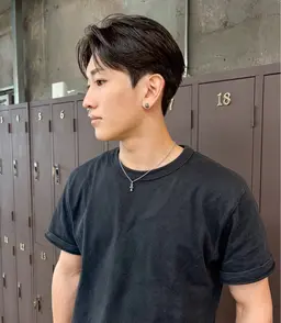 自然な毛流れに⭐️【曲がる縮毛矯正+メンズカット】