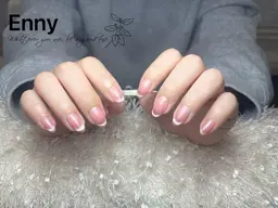 【研修ネイリスト】当店人気No.1チークマグネットフレンチ¥3880