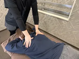 肩こり/腰痛【不調改善40分】深層筋ほぐし+全身整体+骨盤矯正+筋膜ストレッチ