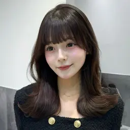 【✨️12月限定】トレンドレイヤーカット✨️×赤味なし透け感ケアカラー✨️×髪質改善トリートメント