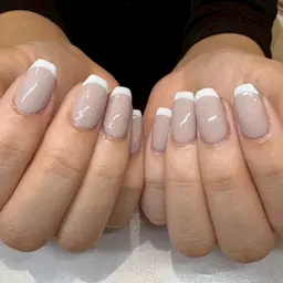 【付け替え無し】✨フレンチネイル✨