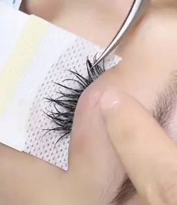 【マツエクオフのみ】アイパック付&美容液つきます