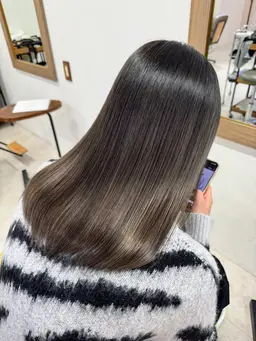 🉐８月限定🉐✂️前髪カット✂️＋🌈EXハイダメージケアトリートメント🌈