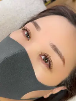 No.1人気、オフ込み、1本or２本（バインドロック）同価格、最高級フラットラッシュ140本💫コーティング付き💫