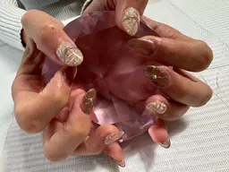 ハンドマグネットネイル🧲＊オフ無し💅平日11:00​〜​・13:00​〜​のみ🙇‍♀️