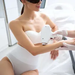 【学生限定 24歳まで 】メンズレディース可能👌🏻全身脱毛(VIO➕顔)¥5500