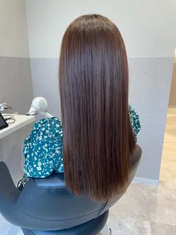 ☔️髪の毛の広がりや癖気になる方にオススメ☔️✽ 髪質改善酸性ストレート+カット 🌿