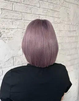 💜《平日20:00~》💜✨️ブリーチリタッチ(2~3cm)+オンカラーモデル✨¥3500💭