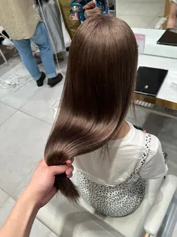リピーター様限定✨内部補修Aujuaトリートメント☆  お客様の髪の毛のお悩みや状態に沿ってお選び致します！