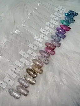 フットマグネットネイル💅20種類の中から1色お好きなカラーをお選びいただけます🍀1色追加＋550