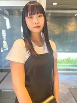 🍀2回目以降のお客様🍀🌟【デザインカット+ケア縮毛矯正+トリートメント】🌟大人気美髪への第1歩🌟