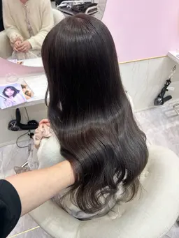 【本日限定】本日18時~ご案内限定🩶🎀艶髪ワンカラー+さらさらトリートメント✨"新宿店出勤"