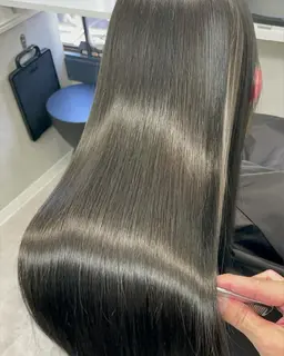 【💎艶と潤いセットメニュー💎】髪質改善カラー+Aujuaトリートメント+ReFaバブルジェットスパ🫧