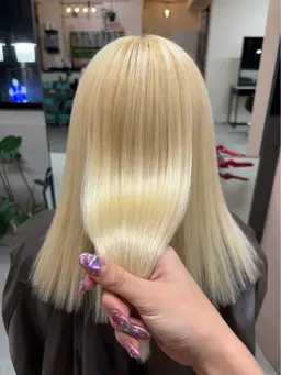 🧣【新商材】ブリーチありW color × メンテナンスcut