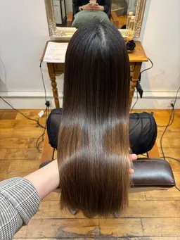 【髪質改善トリートメント✨+ヘッドスパ🫧🎀】スパでリラックス💆‍♀️プラチナでツヤ髪へ🌟