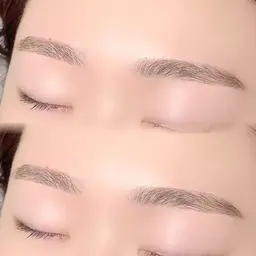 🤍アイブロウ🤍  デザイン→WAX→毛抜き→カット→間引き→眉メイクﾟ✧