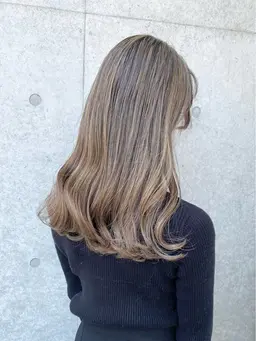 透明感抜群✨️シークレットケアハイライト➕最高級ヒト幹細胞トリートメント🤍(ケアブリーチ)