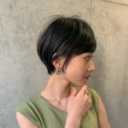 土曜限定！✨ショートカット＋ダメージ補修高保湿トリートメント✨　次回特典有❗️