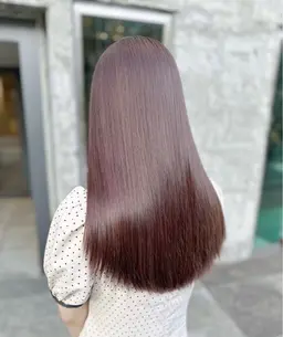 【🌀くせ毛・うねり毛にお悩みの方に 】朝のセットがぐっとラクに🎀 縮毛矯正‪×高保湿トリートメント‪