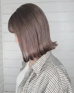 赤みが嫌いなあなたへ✨アッシュスローカラー＋潤い トリートメント