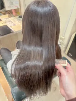 【🎀史上最高の艶髪へ🎀】カット+美髪矯正