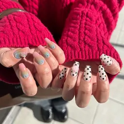 当日予約限定🪬hand or foot 持ち込みデザイン105min🪩