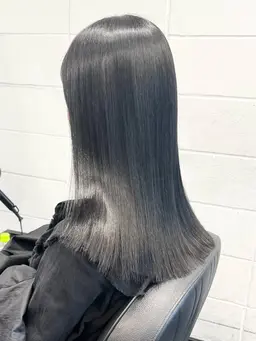 【就活生にオススメ✨】黒染めじゃない暗染め🐈⬛◼️