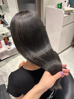 🎄12月早割クーポン🉐ロング料金無し‼️透明感艶カラー×髪質改善トリートメント🫧✨