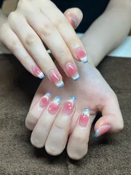 『オフ込み』💅✨10本デザイン／アート＋パーツ／スートンつけ放題✨💅