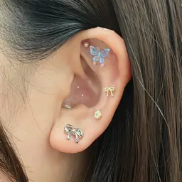 当日予約限定耳ツボジュエリー👂💎　付け放題
