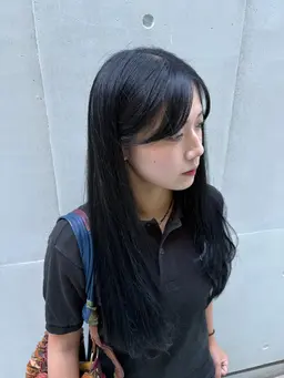 【📣就活生必見‼️】黒染めを使わない透明感カラー➕トリートメント🫧