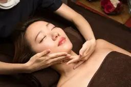 フェイススリムマッサージ💆‍♀️小顔、リフトアップ、むくみ、たるみ、スッキリリフレッシュ✨✨