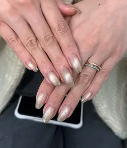 【パーツ2つプレゼント✨】マグネット