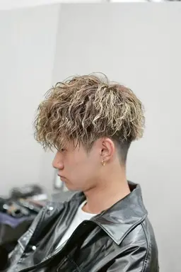 メンズカット＋ツイストスパイラルパーマ13000円→3300円
