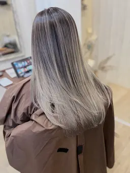 オープン記念‼️バレイヤージュカラー15%OFF✨