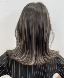 🫧土日限定🫧ハイライトカラー＋トリートメント🫧