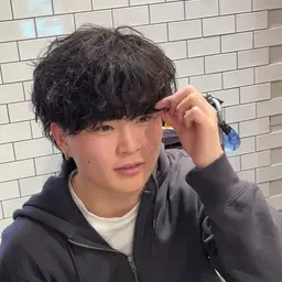 🔥【再来の方限定】メンズカット&シャドウパーマorスパイラルパーマ🔥学生10％オフ