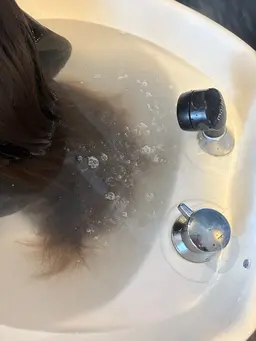 【ナノバブルケアで頭皮すっきり✨】marbbヘッドスパ