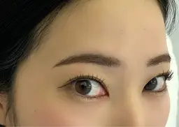 【眉スタイリング（WAX＋デザイン）】