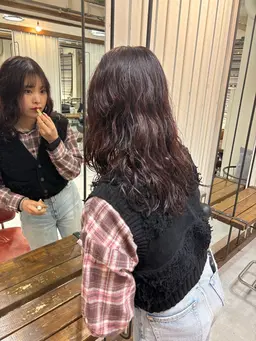 【カットとパーマ】くりんくりんやふわふわなど長持ちするパーマ