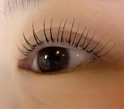 ラッシュリフト上💖（仕上げコーティング付き）