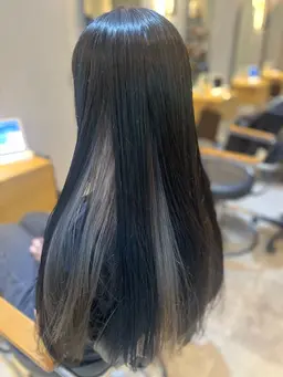 【インナーカラー＋潤い艶カラー＋トリートメント】☁️オンカラーは髪質改善のプレケア付き☁️