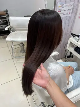 【週末限定の癒しメニュー💐】カット➕ヘッドスパ"魔法の炭酸バブル付き"(10分)¥3960