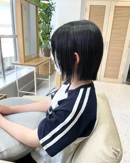 【何度でも使える!】似合わせカット+シャンプー¥5500